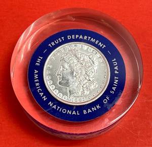 lot 177 image: 1881 Morgan Silver Dollar Paperweight