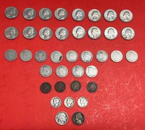 lot 184 image: Misc. U.S. Coins Including Bicentennial Quarters,Buffalo Head Nickel, Indian Head Pennies Mercury Dimes, V Nickels & More