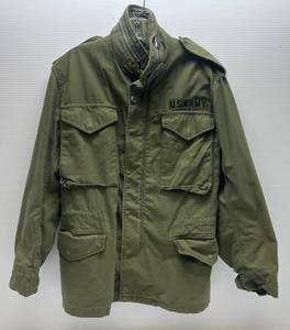 lot 190 image: Vintage 70s M-65 Army Olive Green Parka Jacket Med. (Missing Zipper Pull)