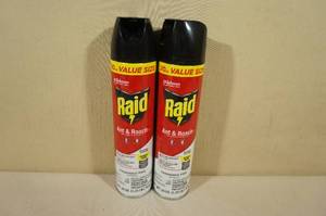 2 Raid Ant & Roach Spray