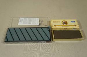 Norton Combination Bench Stone and Flattening Stone (Broken Corner)