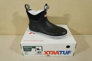 Xtratuf Womens Ankle Deck Waterproof Boot -Size 11Black