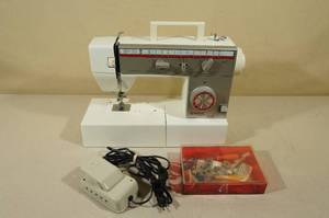 Simplicity Model 8130 Sewing Maching with Accessories