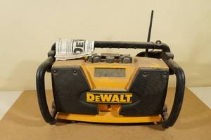 DeWalt Work Site RadioCharger