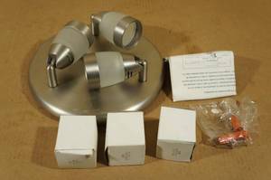 3-Bulb Ceiling Light Fixture