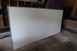 lot 29 image: WHITE BOARD