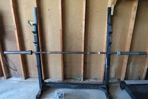 lot 33 image: BFS WEIGHT STAND  BAR STAND