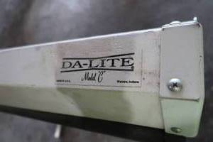 lot 49 image: PROJECTOR SCREEN