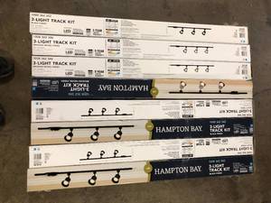 Lot of  Hampton Bay Flared Black 3-Light Integrated LED Linear Track Step Head  Customer Returns See Pictures