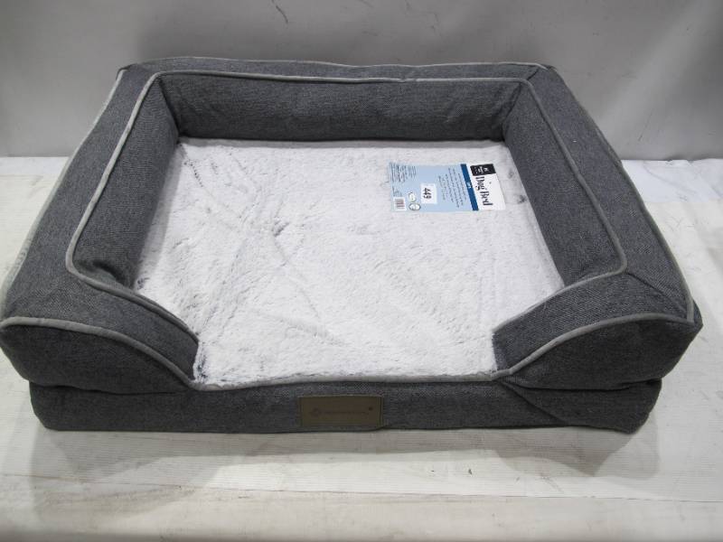 lot 621 image: NEW Member Mark Sofa Pet Bed in Grey 34.5in X 26.5in X 9in