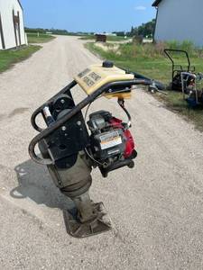 lot 10 image: Ground Pounder with Honda Motor