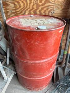 lot 50 image: Sealed 55 Gallon Mobil 80-90 Gear Lubricant