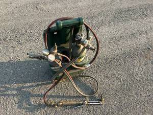 lot 54 image: Oxygen Torch Kit