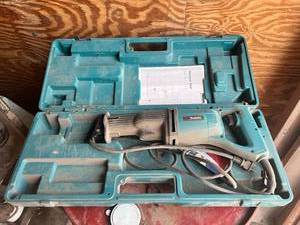 lot 78 image: Makita Reciprocating Saw