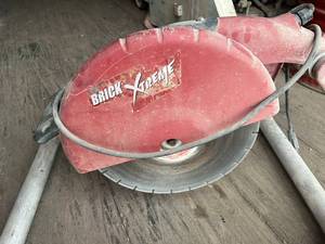 lot 82 image: MK Brick Xtreme Saw
