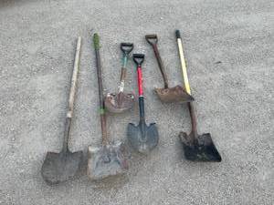 lot 88 image: Shovels