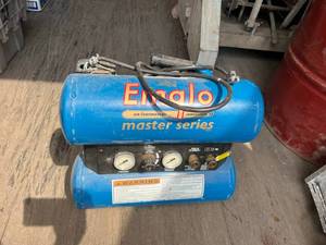 lot 102 image: Emglo Air Compressor