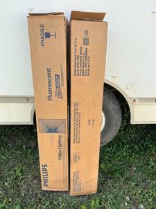 lot 118 image: 2 Full Boxes of F48T8HOTL841 Bulbs