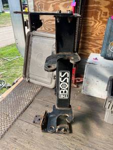 lot 121 image: Boss Snow Plow Mount