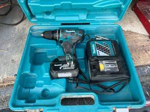 lot 131 image: Makita 18V Cordless Drill