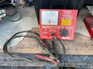 lot 136 image: AutoMeter Battery Tester