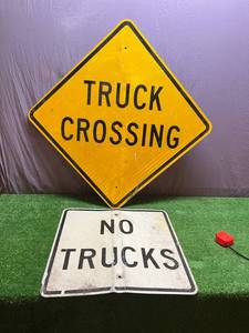 lot 169 image: Decommissioned Road Signs