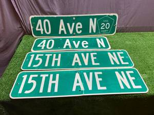 lot 173 image: Decommissioned Street Signs