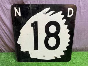lot 178 image: Decommissioned Road Sign
