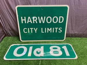 lot 179 image: Decommissioned Road Signs