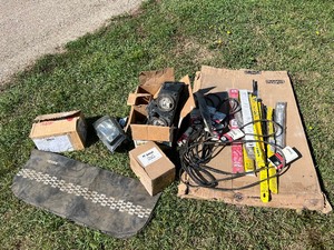 lot 199 image: Mixed Lot - New Wiper Blades, Belts, Filters, Fass Pump