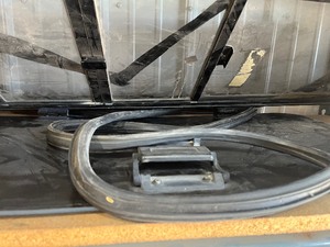Sliding rear Window and sun roof