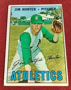 lot 1 image: 1967 Topps Jim Catfish Hunter Card