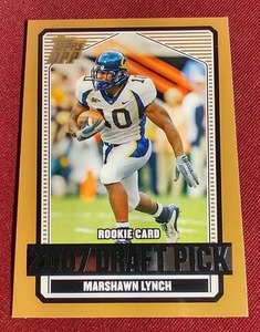 lot 7 image: 2007 Topps Marshawn Lynch Rookie Card