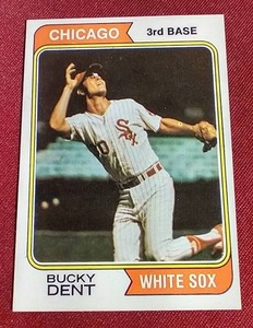 lot 8 image: 1974 Topps Bucky Dent Rookie Card