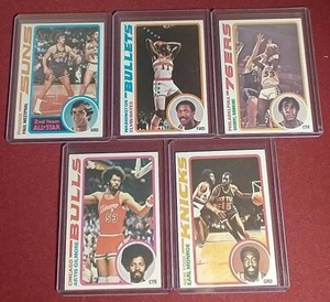 lot 107 image: (5) 1978-79 Basketball Cards - 4 HOFers