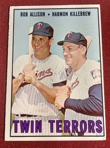 lot 111 image: 1967 Topps Harmon Killebrew & Bob Allison Card