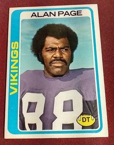 lot 140 image: 1978 Topps Alan Page Card
