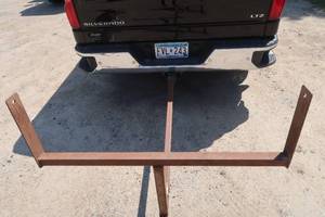 lot 19 image: TAIL GATE EXTENDER