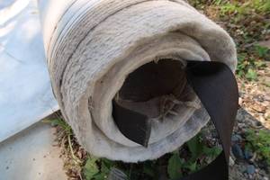 lot 23 image: LARGE ROLL OF LANDSCAPE FELT