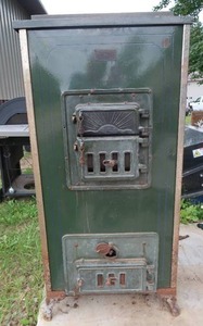 lot 73 image: VINTAGE SUNBEAM CABINET HEATER (COAL)