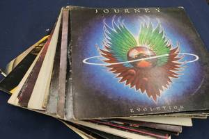 lot 89 image: VINTAGE RECORD ALBUM COLLECTION