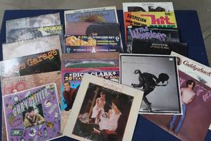 lot 92 image: VINTAGE RECORD ALBUM COLLECTION