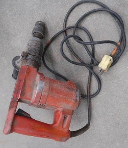 lot 18 image: INDUSTRIAL CONCRETE HAMMER DRILL