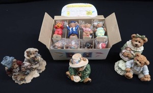 lot 111 image: LOT OF BOYDS BEARS AND HIS FRIENDS.