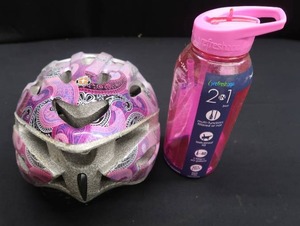 lot 114 image: GIRLS BIKE HELMET AND WATER BOTTLE