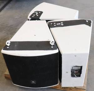 lot 2 image: JBL Speakers & Sub. Large Commercial