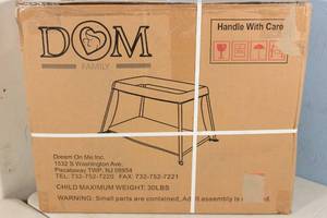 lot 72 image: DOM Family Toddler Play Pen