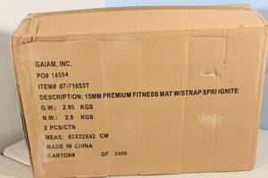 lot 73 image: GAIAM Premium 15mm Fitness Mat w Strap SPRI IGNITE