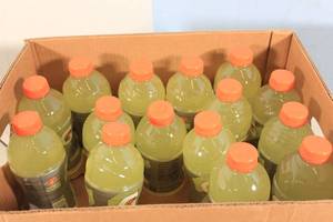 lot 193 image: 15ct Gatorade Thirst Quencher 28oz Bottles Lemonade