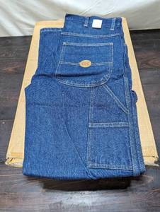 Box Of New G&K Jeans Size 33x32
